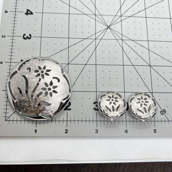 Sarah Coventry Brooch Pendant & Clip On Earrings Silhouette Floral Vintage - Picture 9 of 9